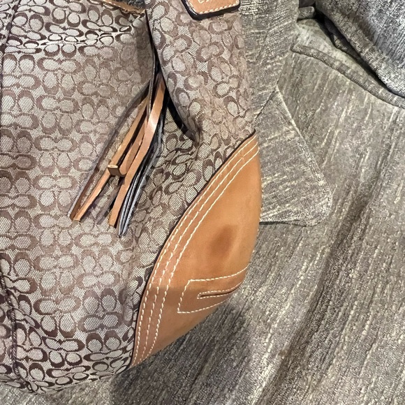 Coach Hobo Shoulder Bag - Picture 6 of 6